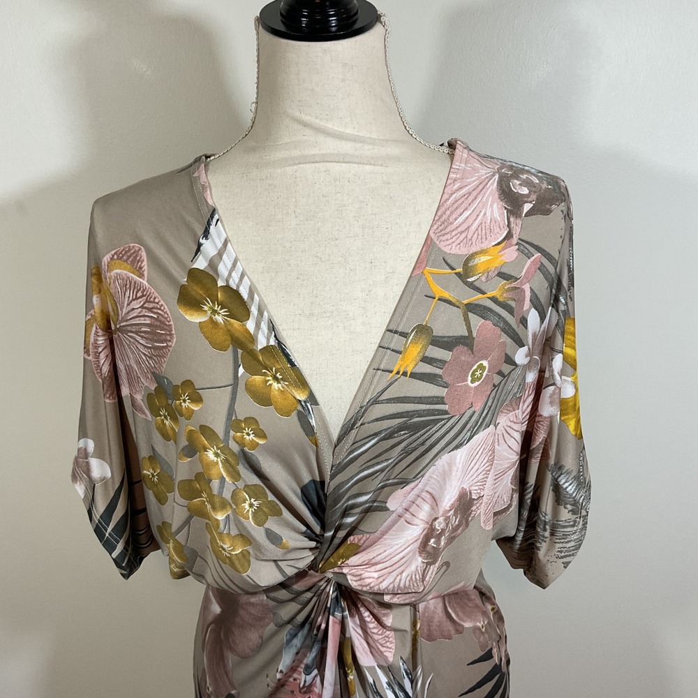 Karlie Dress Women S Taupe Tropical Twist Front Batwing Sleeve Resort Cocktail - Picture 2 of 15